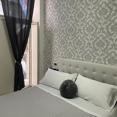 Guest House Terra Mia เนเปิลส์ ภายนอก รูปภาพ